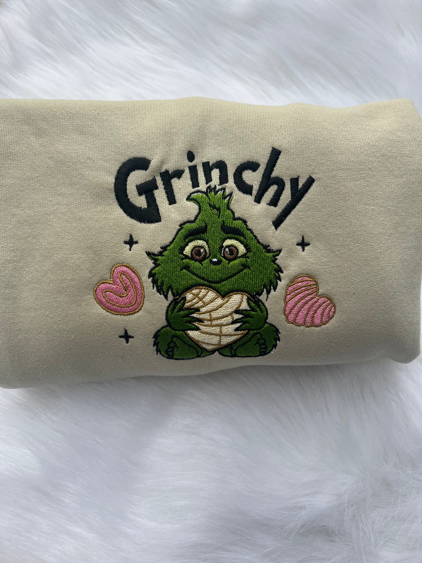 Concha Embroidery Crewneck